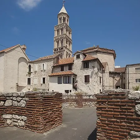 Penzion Dioklecian Wall